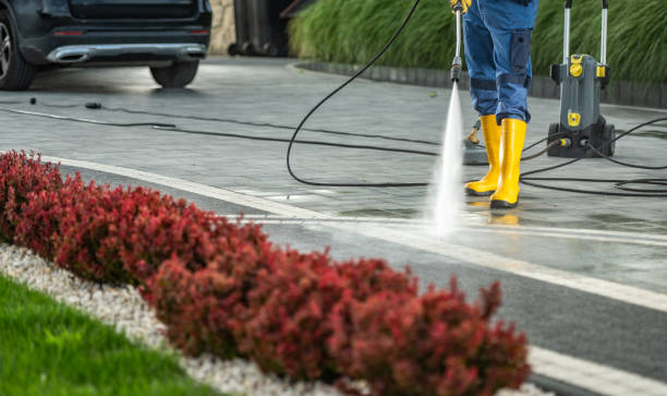 Professional Pressure Washing Services in Inwood, FL